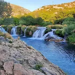 Olivia * Starigrad Paklenica